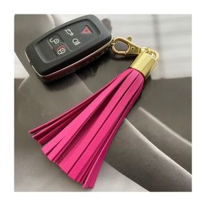 🔹Tasesl key chain 🔹